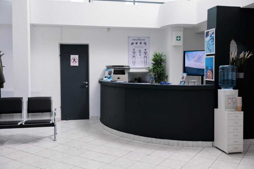 Top Reception Desk Manufacturers in Navi Mumbai