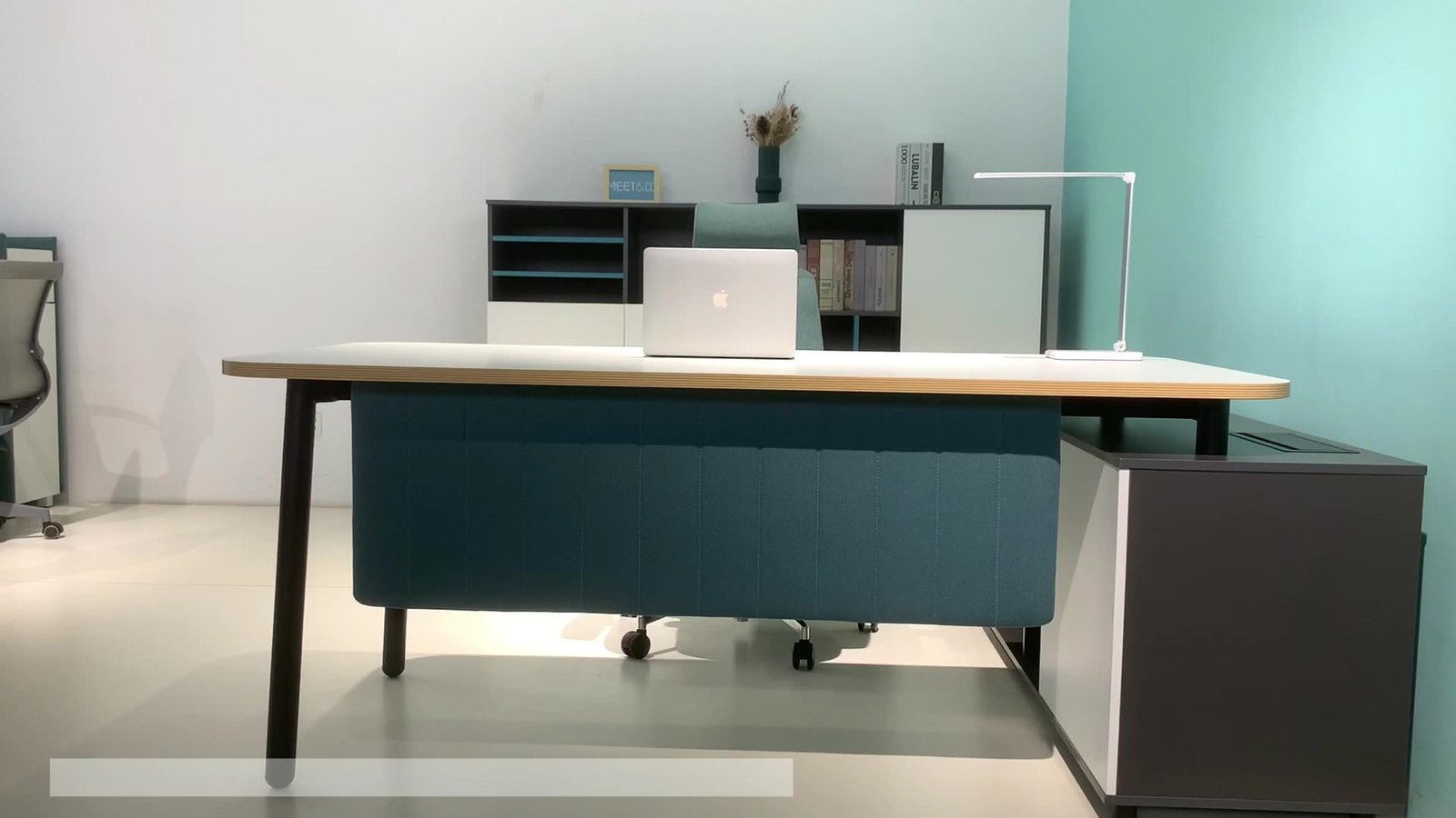 designer office furniture Kalyani Nagar , office furniture manufacturers Akurdi