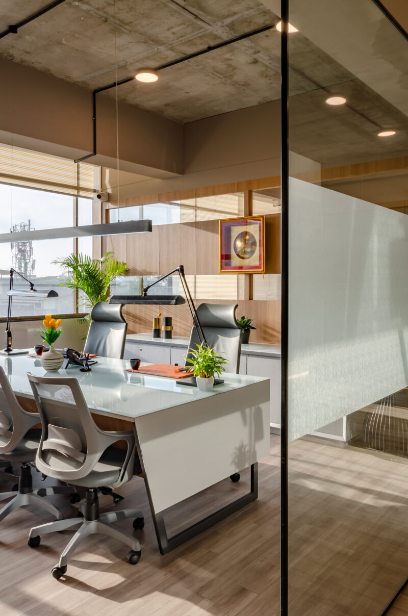 office cabin furniture supplier Mumbai