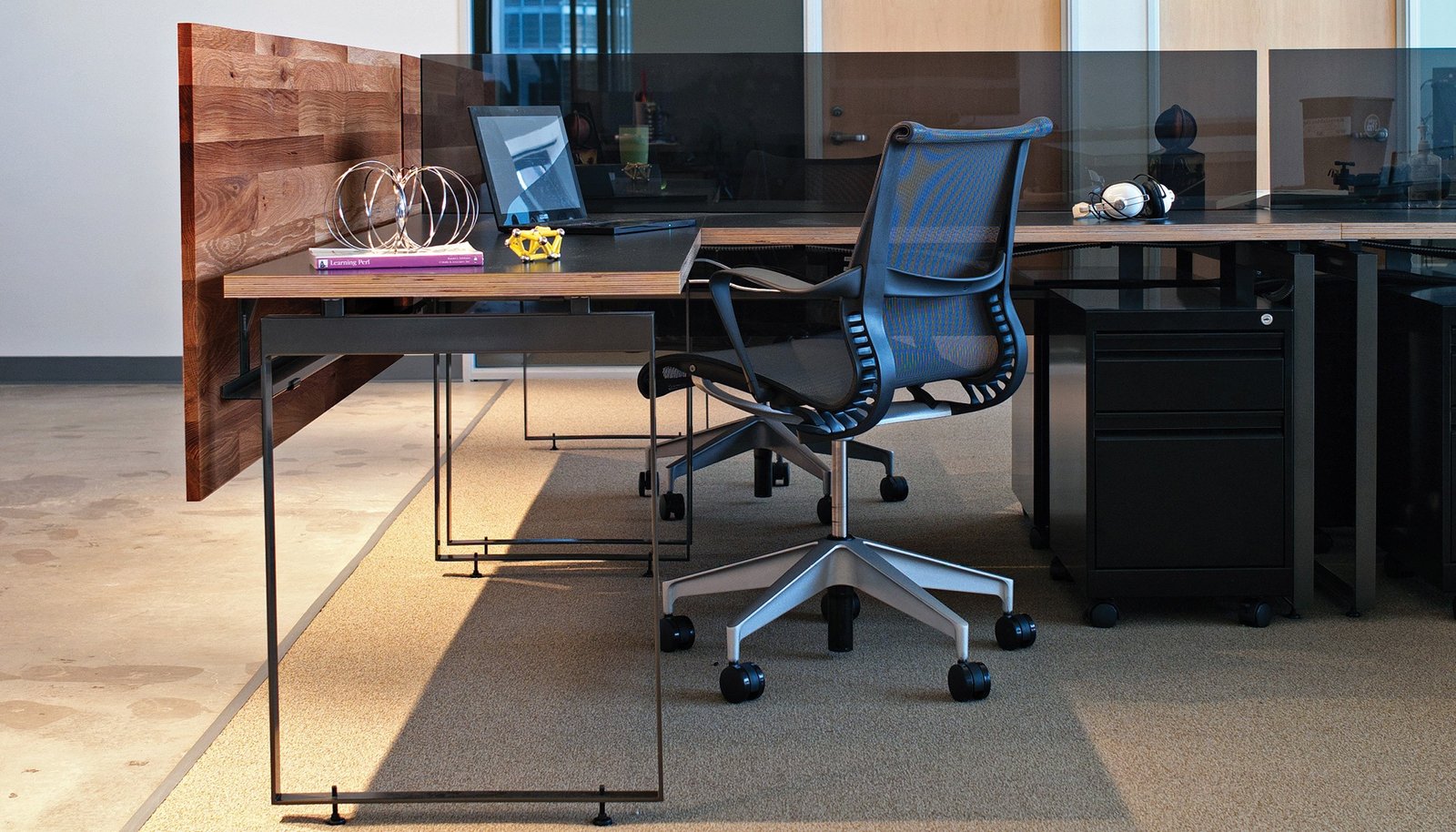 modular office furniture Navi Mumba